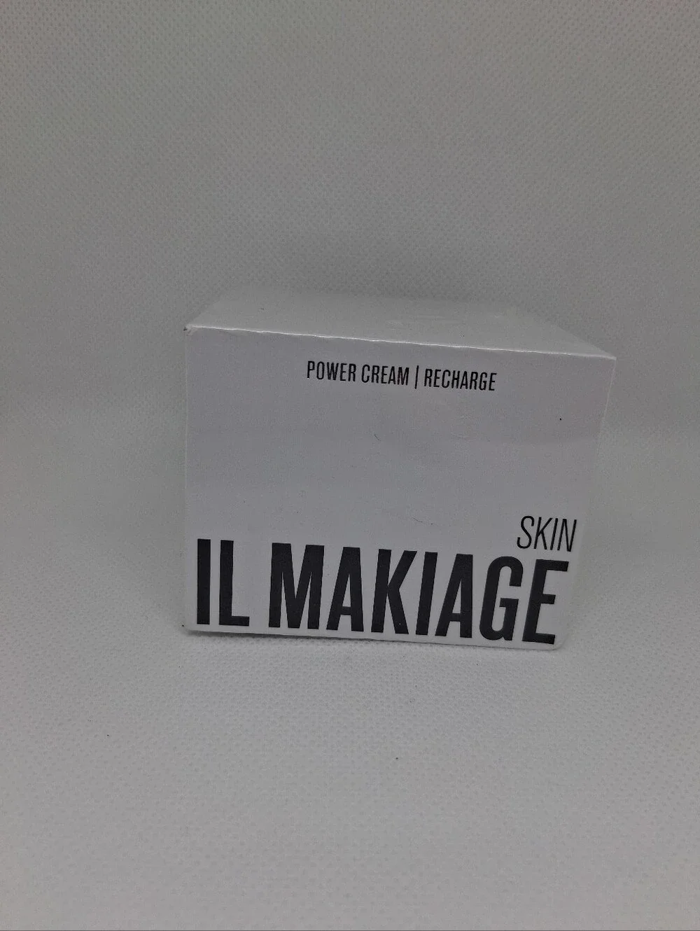 IL MAKIAGE Skin Power Cream Recharge Retails For $49